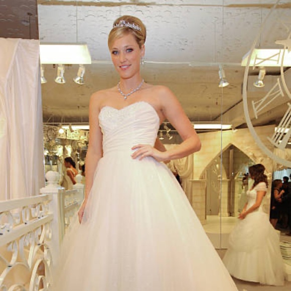 Alfred Angelo Disney Cinderella 205 Fairytale Wedding Dress Diamond White Sz. 2 - Picture 8 of 12